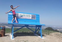 Prignano, tanti turisti per vedere la panchina gigante