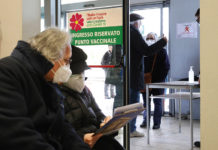 Coronavirus, 723 nuovi positivi e 19 decessi