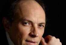 Enrico Dindo e Carlo Guaitoli in scena al Teatro Comunale