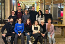 Piazza Garibaldi, sessanta metri di luci per un Natale speciale