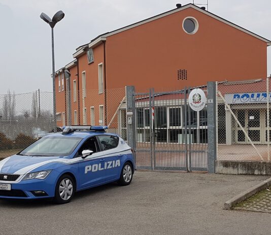 Ruba un paio di scarpe, denunciato un 19enne