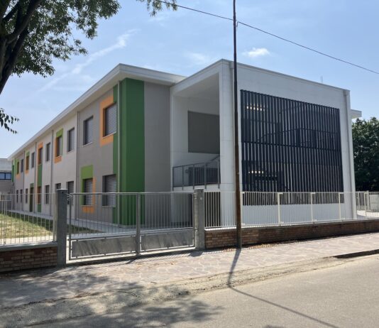 Crescono i banchi di scuola: 500 studenti trovano casa nel nuovo edificio