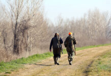Cacciatori troppo vicini alle case, servono maggiori controlli