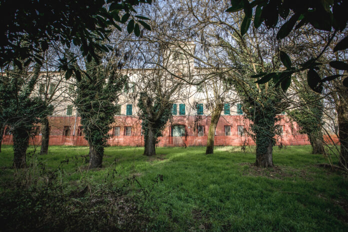 Portovecchio-2-fai-250317-1211-scaled