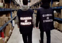 Accessori auto e moto contraffatti, sequestri anche nel modenese
