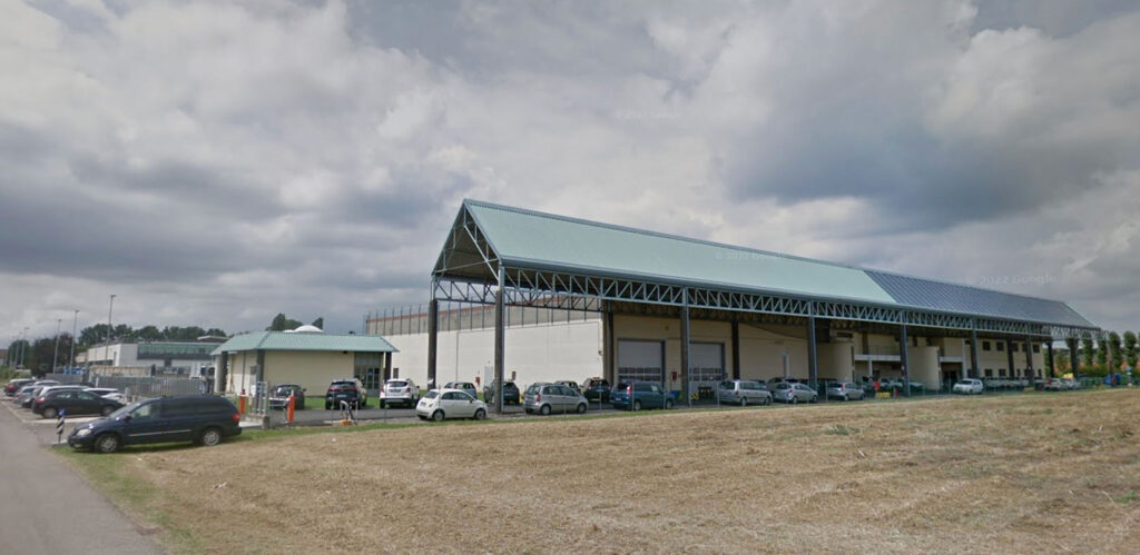 Mercoledì nero per l'immondizia: Carpi si prepara all'emergenza