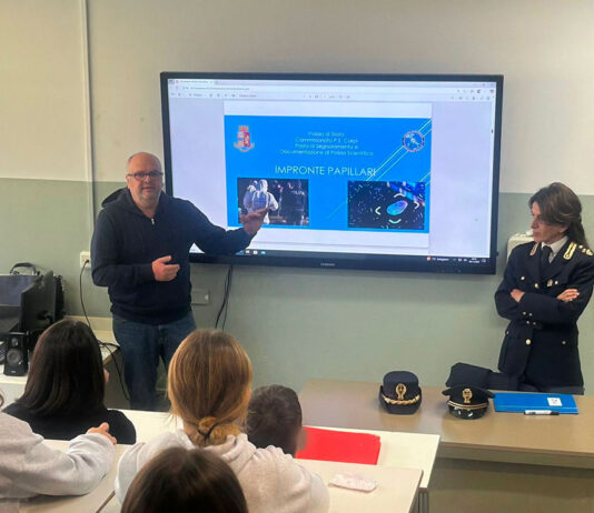 Inaugurato all’Itis Leonardo da Vinci il ciclo di incontri sulla legalità della Polizia di Stato