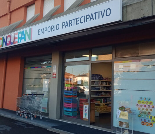 Una mela al giorno aiuta chi ti sta intorno, un progetto per sostenere le famiglie in difficoltà