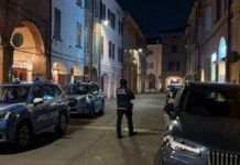 Carpi passata al setaccio, controllate 109 persone ed espulso un cittadino ghanese irregolare