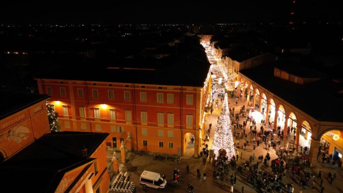 Si accendono le luci del Natale: guida agli appuntamenti del weekend