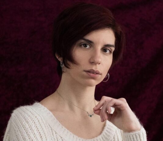 Silvia Righi, poetessa tra sacro e profano