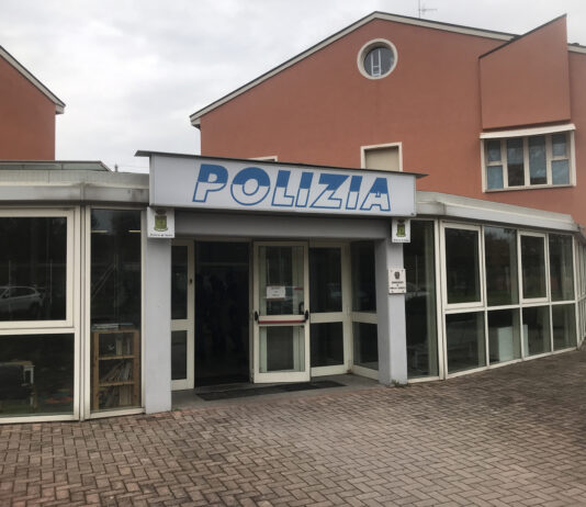 Rinvenute droga e munizioni, marocchino denunciato dalla Polizia