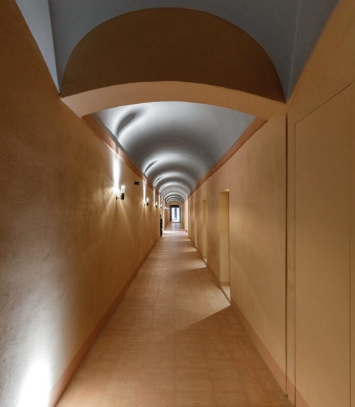 corridoio caserma fanti