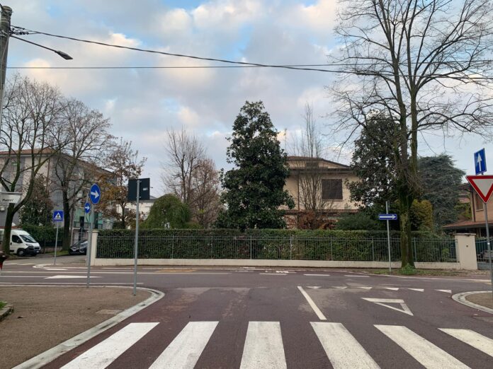 d4b4d225-e98d-4f6a-8cff-ed9fb228b8c5