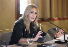 La criminologa Roberta Bruzzone al Teatro Comunale di Carpi con MostruosaMente