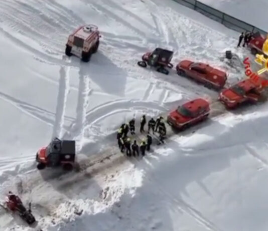 Olimpiadi invernali, a Livigno il nuovo mezzo anfibio dei Vigili del Fuoco del Comando di Modena