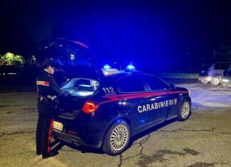 Lite nel parcheggio di un Fast Food a Correggio, sequestrati mazze e tirapugni