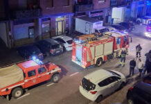 Incendio in via Lincoln, inibito l’accesso a 15 scantinati del palazzo