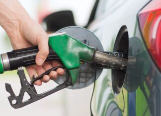 Caro carburante, fioccano i rincari