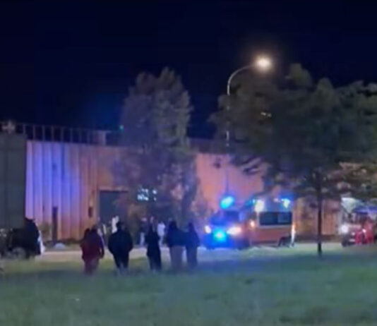 Violento scontro in via dell’Industria, coinvolti due ciclisti