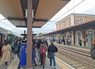 Non c’è pace per i pendolari della tratta ferroviaria Carpi – Modena