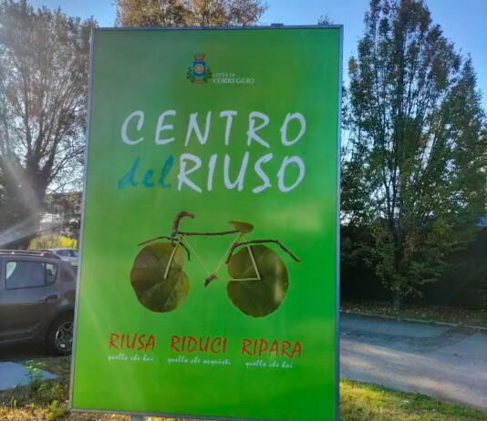 La doppia vita degli oggetti, alla scoperta del centro del riuso di Correggio