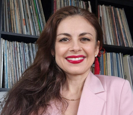 Stefania Passamonte insignita dell’MBE: l’onore della Corona Britannica alla pianista carpigiana