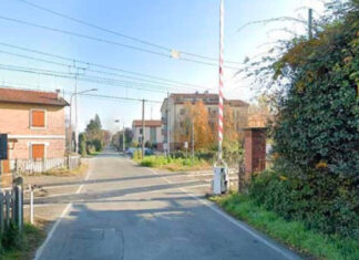 Chiusura del passaggio a livello in via Due Ponti