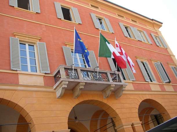 (010618115248)municipio-carpi-611x458