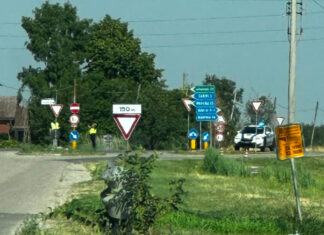 Incidente sulla Romana Nord: 17enne in gravissime condizioni