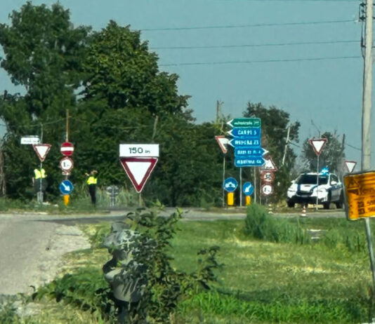 Incidente sulla Romana Nord: 17enne in gravissime condizioni