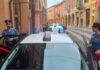 Correggio, maxi sequestro di droga in centro storico: due arresti. Ventenne aggredisce i Carabinieri, tre militari feriti