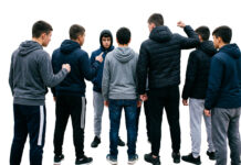 “Vi ho scritto per i miei figli, perché la paura non può diventare la loro normalità”