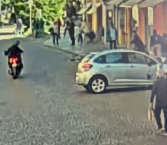 Attentato a Modena, non ce l’ha fatta la 55enne ferita