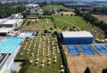 Piscina comunale, ‘Ci hanno rubato i soldi dalle borse, è necessario potenziare la sicurezza’
