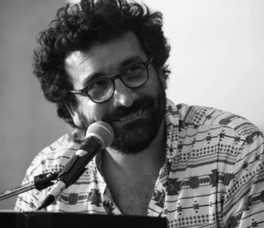 Teatro, musica e narrazione con Tutti giù nei parchi