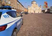 In bicicletta con la droga, arrestato dalla Polizia di Stato