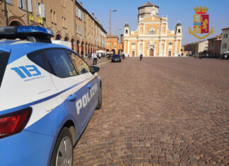 In bicicletta con la droga, arrestato dalla Polizia di Stato