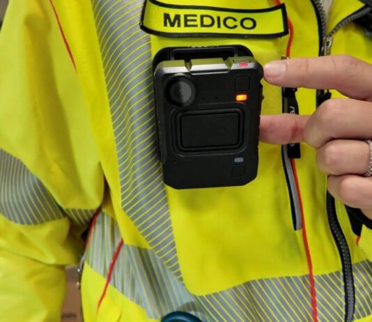 Bodycam sugli equipaggi del 118, via alla sperimentazione dell’Azienda USL di Modena