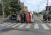 Un’autopompa dei Vigili del Fuoco si ribalta a Modena, gravissimo un pompiere