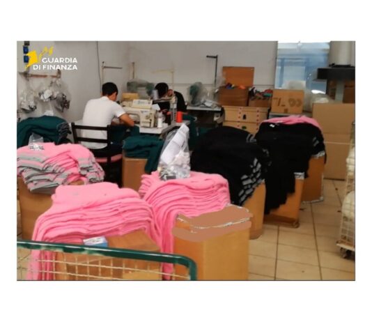 Scoperti 14 lavoratori in nero a Carpi