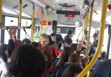 Linea 510, autobus pieno: 50 studenti restano a terra