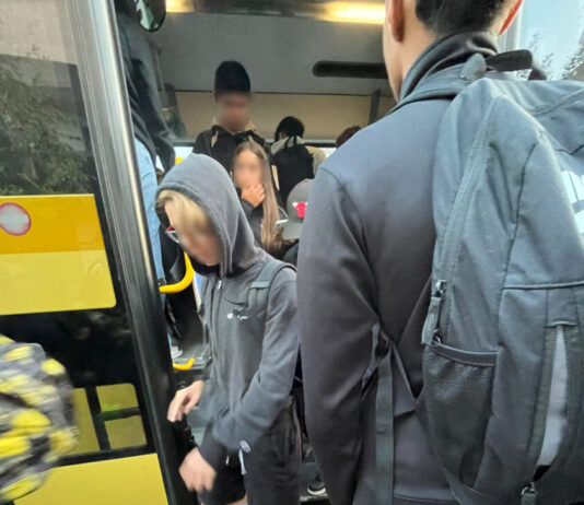 Trasporto scolastico, disagi sulla Linea 540: studentessa resta a terra