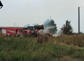 Soliera, a fuoco fienile con tetto in eternit: il punto della situazione